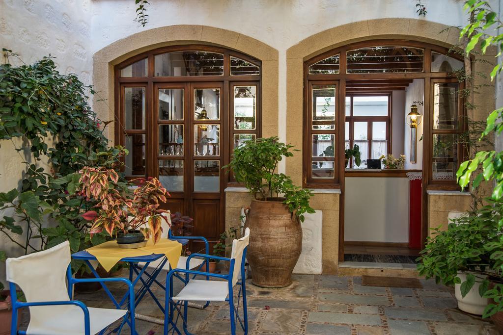 Hotel Galini Patmos スカラ エクステリア 写真
